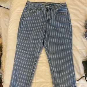 High Rise American Eagle Mom Jeans
